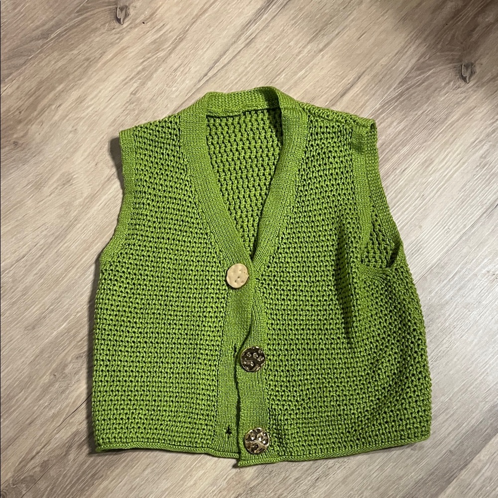 SHEIN Green Knit Vest with Button Detail - Picture 1 of 1